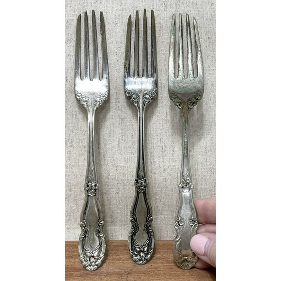 Set Of 3 7 Inch Dinner Forks Sherwood Pattern WR Keystone Rogers Ornate Antique - Picture 5 of 5